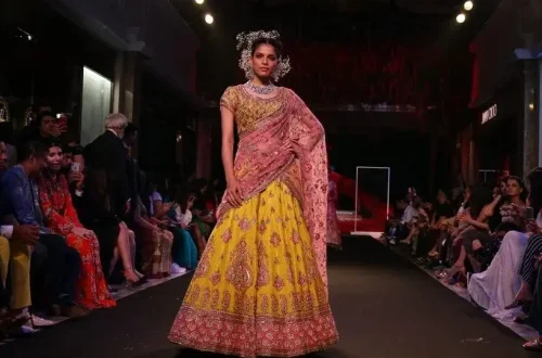 Natali’s Bohemian Style. Robe de luxe à petit prix. Pièce de créateur de seconde main.